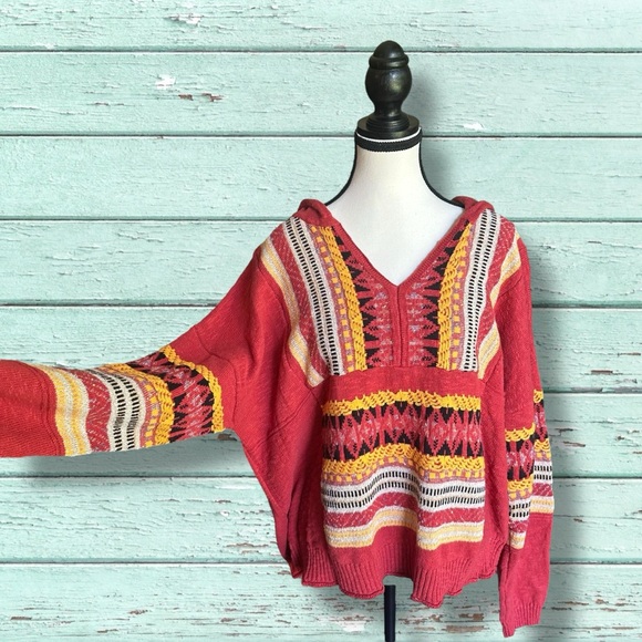 Easel Crimson Hooded Knit Sweater - Picture 2 of 16